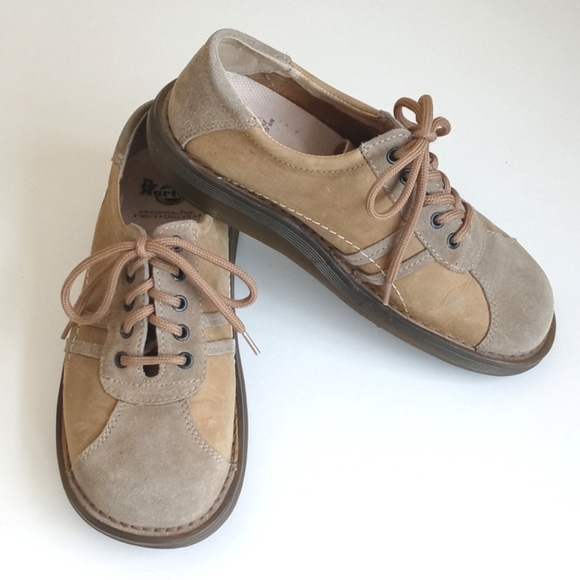 Vintage Dr. Martens Suede Leather 2 Tone Beige Lace Up Shoes 38 - Picture 10 of 14